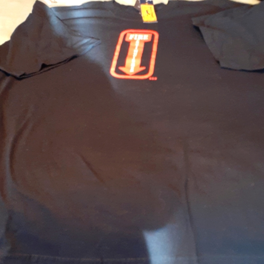 Steve & Barry's "fire extinguisher " t shirt, sz men's XXL